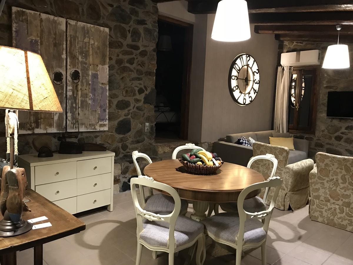 Villa Casa Avocado Tavronitis Eksteriør billede