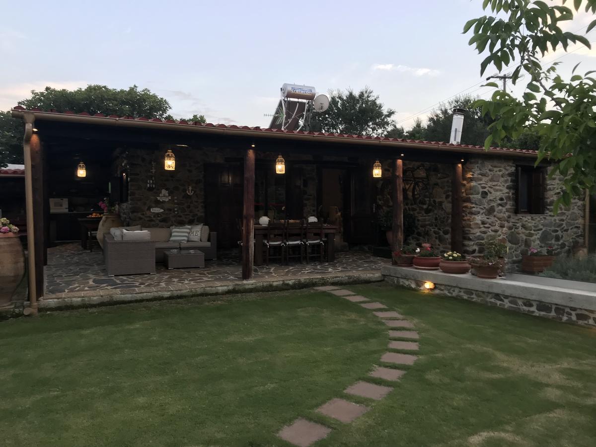 Villa Casa Avocado Tavronitis Eksteriør billede